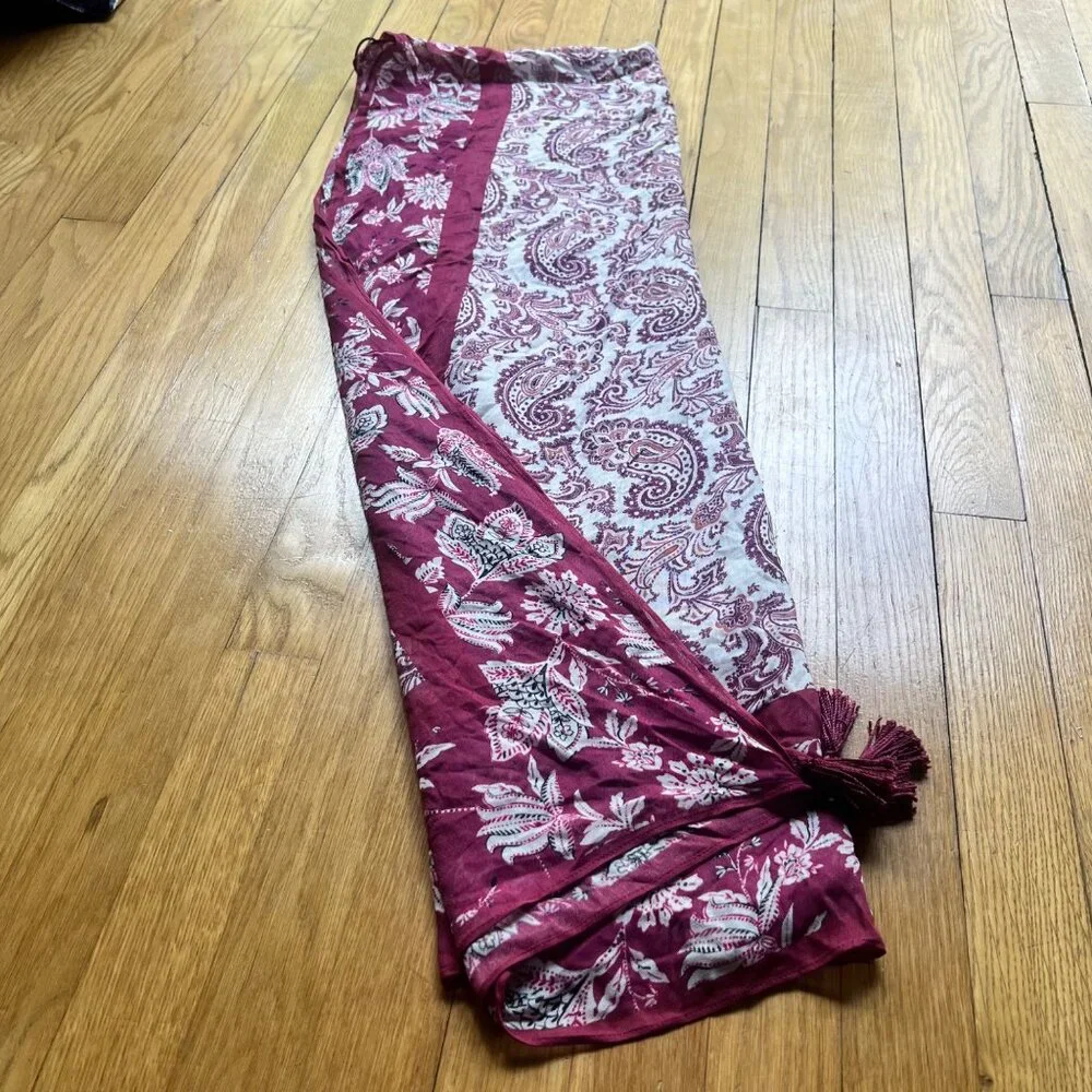 Rebecca Minkoff O/S NEW Pretty Paisley Ruana in Cherry Multicolor Cover Up Scarf - Picture 13 of 14